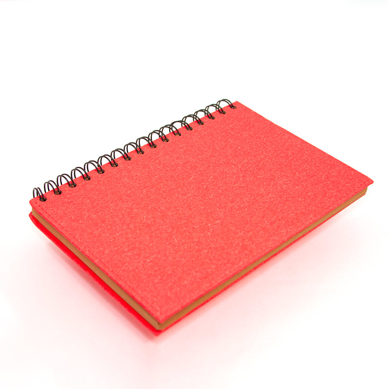 21450, Cuaderno ecológico GLASGOW con pasta dura de fibra vegetal y encuadernación de espiral; con 80 hojas de papel reciclado.